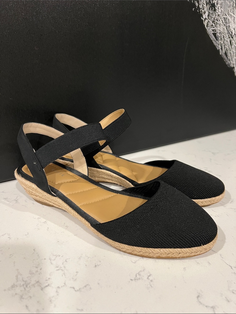 Kelly & Katie Black Esmo Wedge Pump in size 7